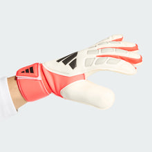 Load image into Gallery viewer, Predator Match Goalkeeper Gloves
